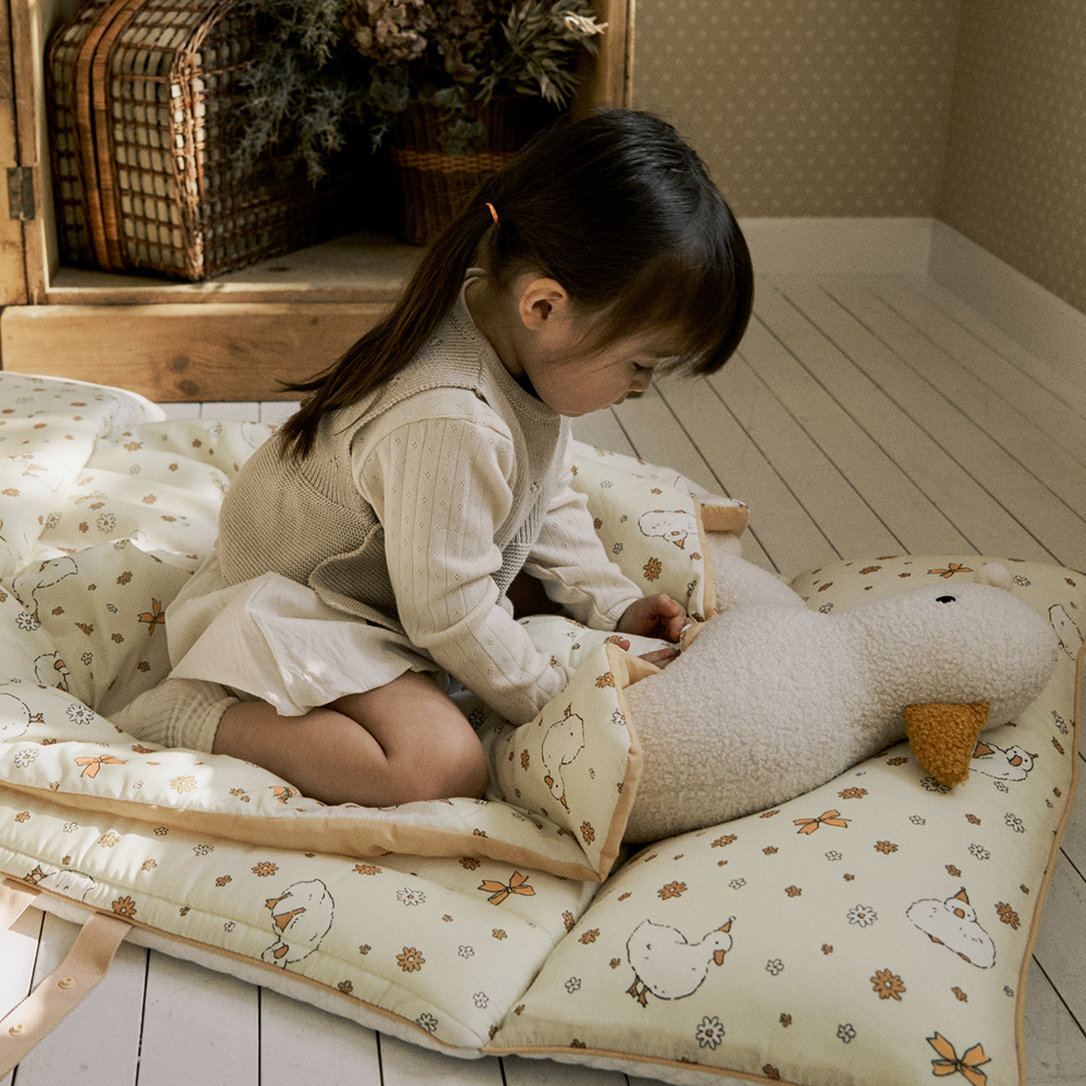 부클 오리 모양쿠션 쇼파 포인트 인형쿠션 올데이 데이지덕