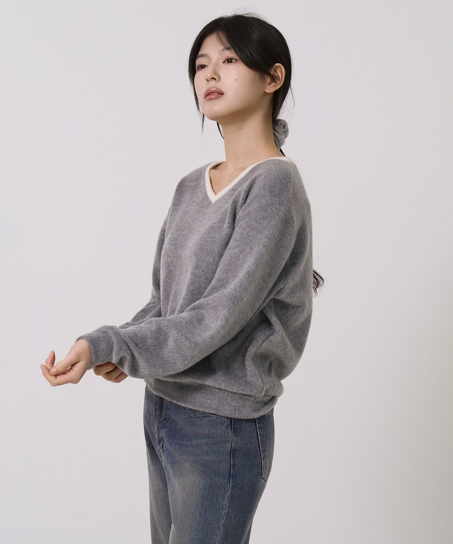 브러쉬 브이넥 풀오버 멜란지 그레이 - 상세 이미지 3