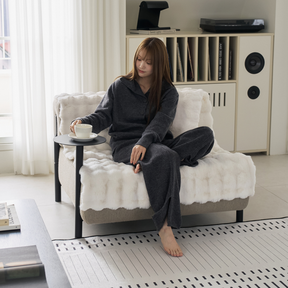 몽글몽글 밍크 라떼 쇼파패드 러너 극세사 겨울 소파커버 덮개 70x180