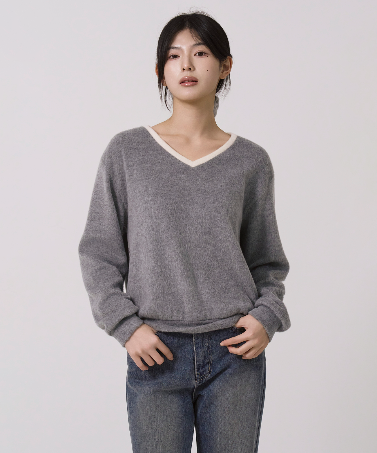 브러쉬 브이넥 풀오버 멜란지 그레이 - 상품 이미지