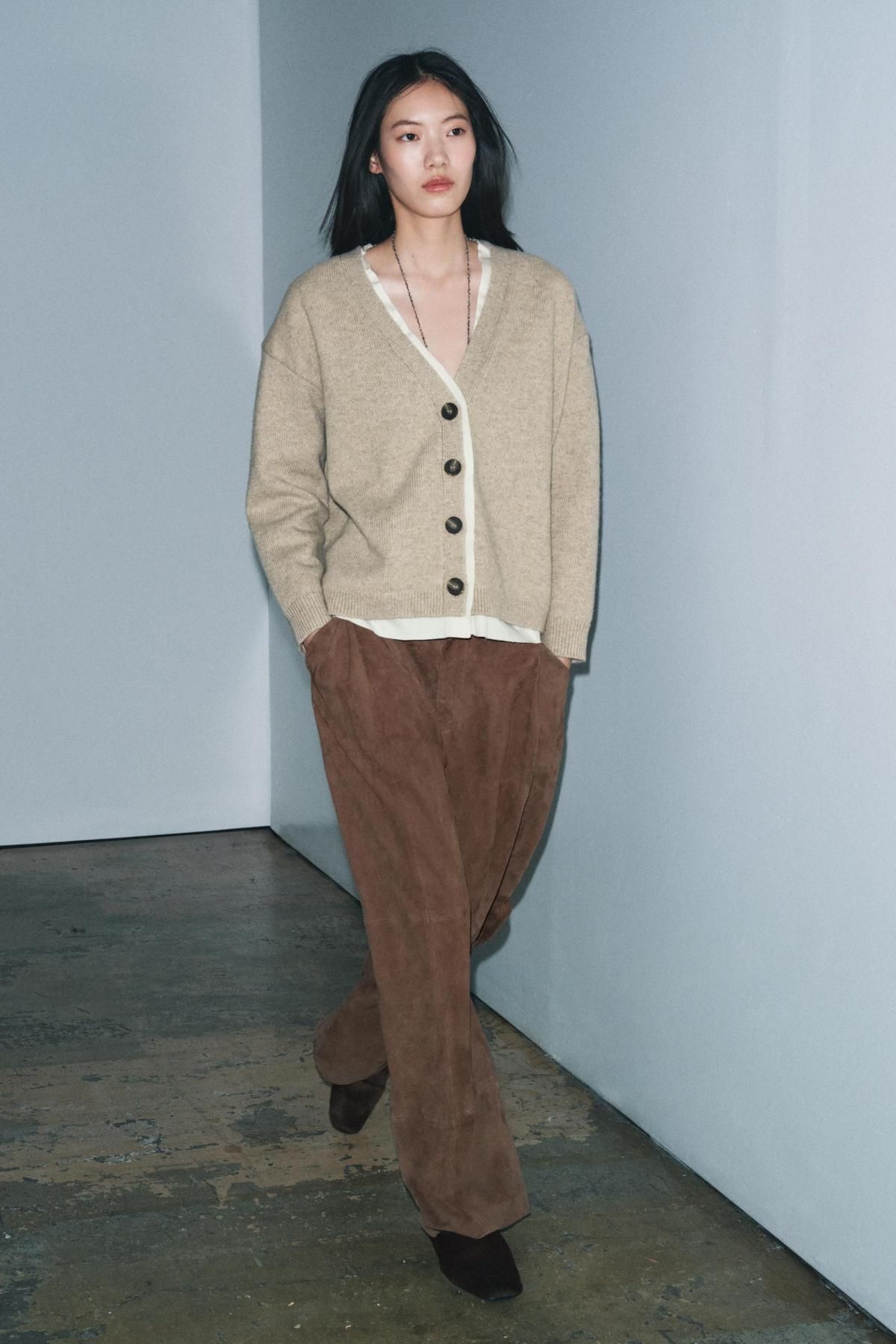 자라 울 블렌드 배색 브이넥 가디건 2142/202 SAND / MARL - 상세 이미지 2