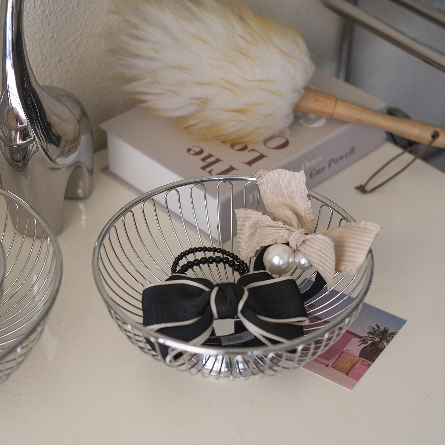 빌라트 스텐 와이어 바스켓 기본원형 M 주방 팬트리 과일 야채 수납 철제 바구니