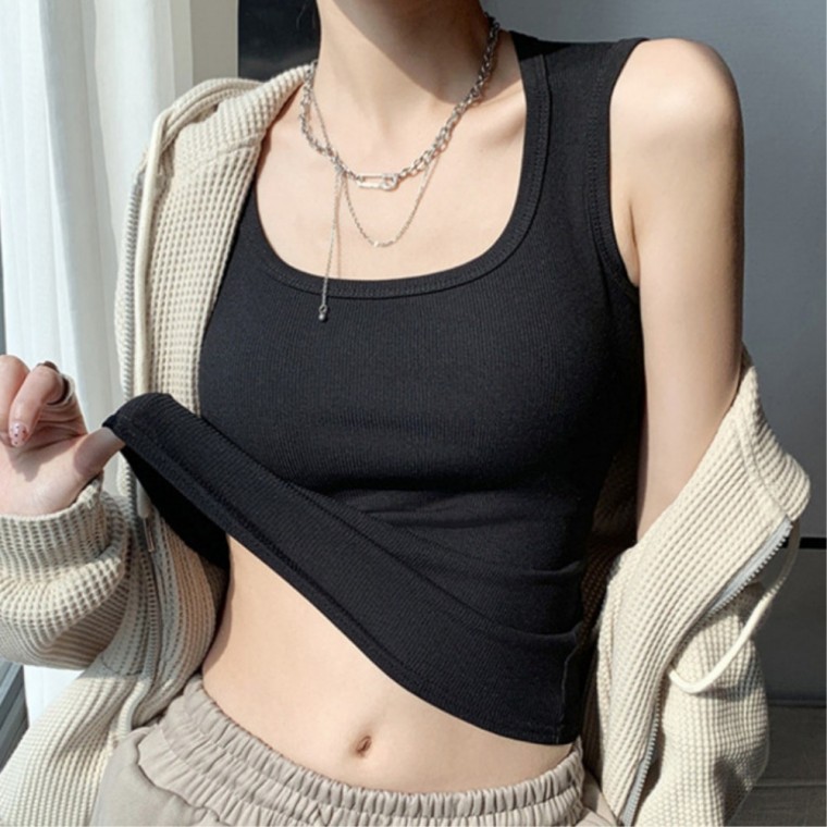 스퀘어넥 일상룩 20대여성 젊줌마 슬림핏 이너 기본나시티 세련된느낌 여성 - 상품 이미지