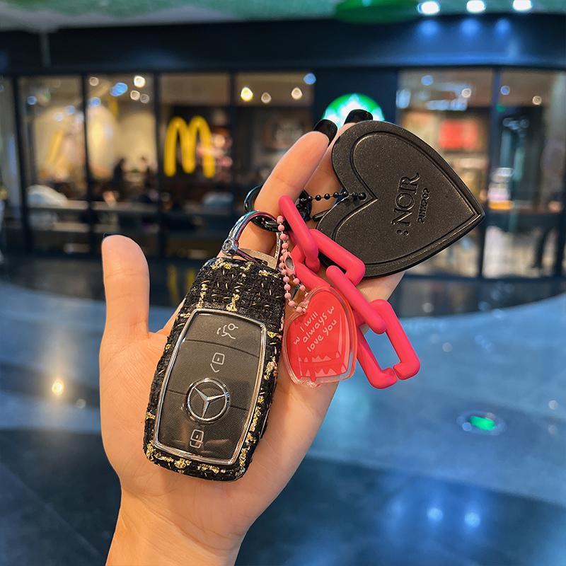 E300L C260L GLC300L E260GLE A200 차 고급 키홀더 블랙 하트 키체인 - 상세 이미지 3