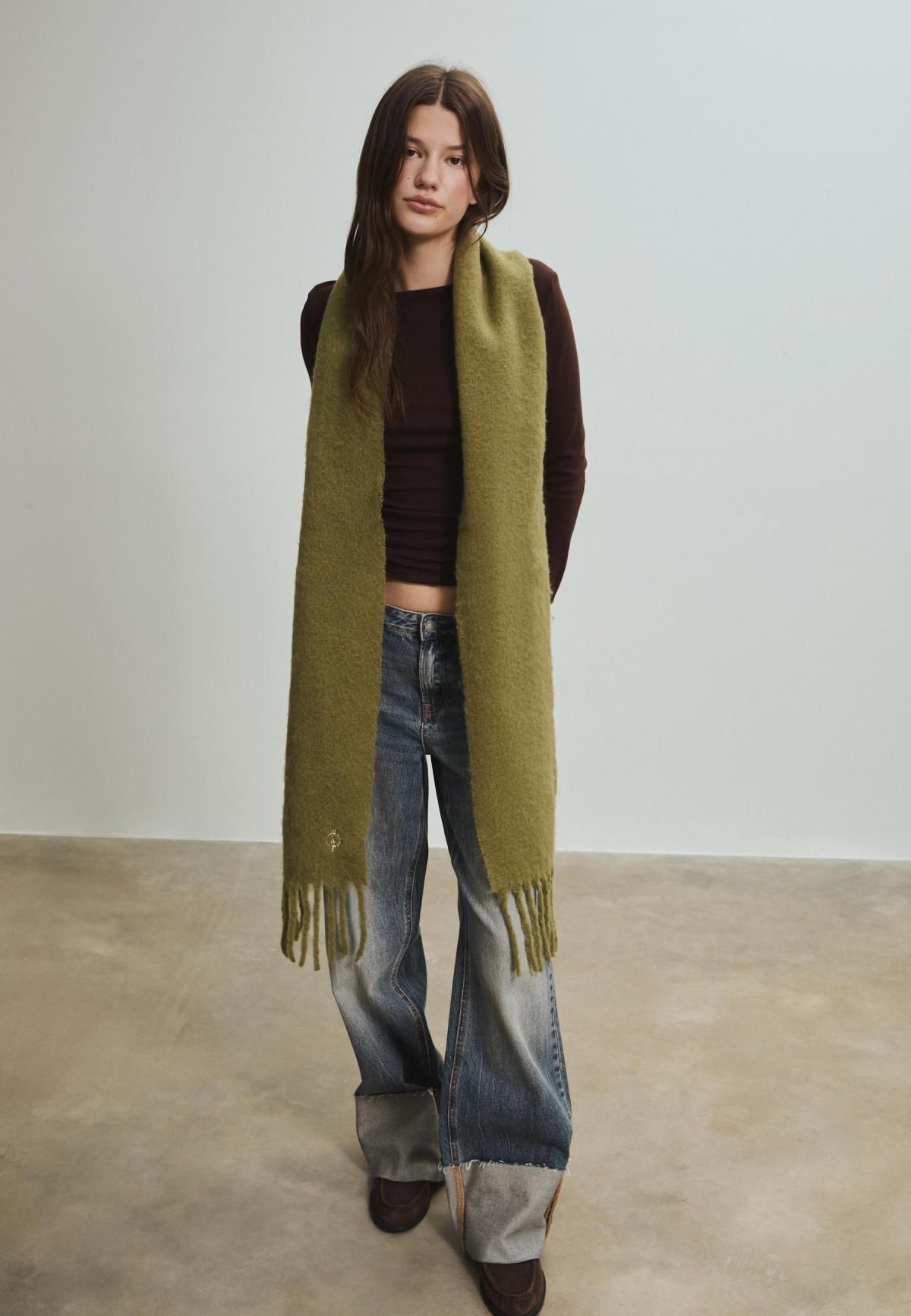 스트라디바리우스 소프트 울 베이직 머플러 3576/903 OLIVE GREEN - 상세 이미지 2