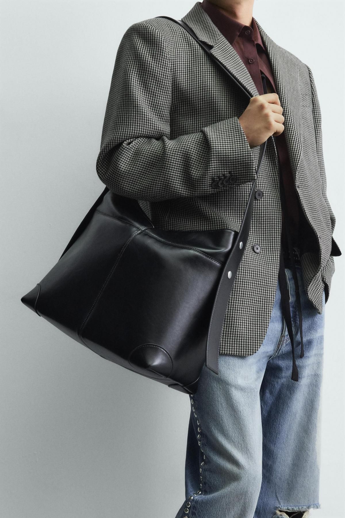 자라 미니멀 토트백 스티치 블랙 3313/720 BLACK - 상세 이미지 3