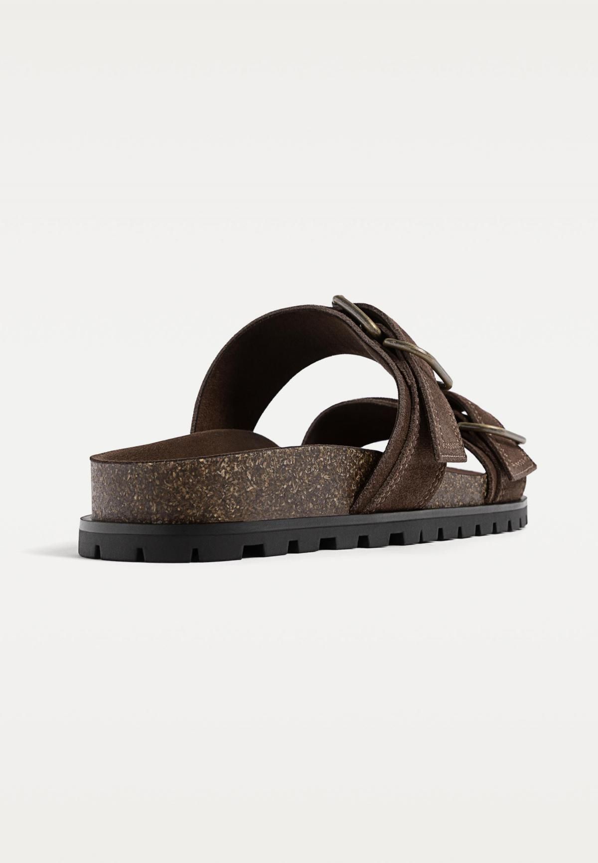 스트라디바리우스 트렌디 레더 스트랩 버클 플랫 샌들 9257/570 BROWN - 상세 이미지 4