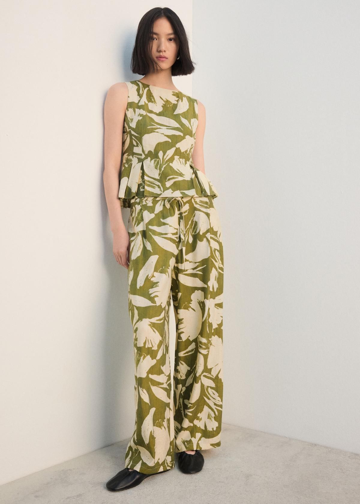 망고 플로럴 하이웨이스트 와이드 팬츠 27092544 VERDE - 상세 이미지 2