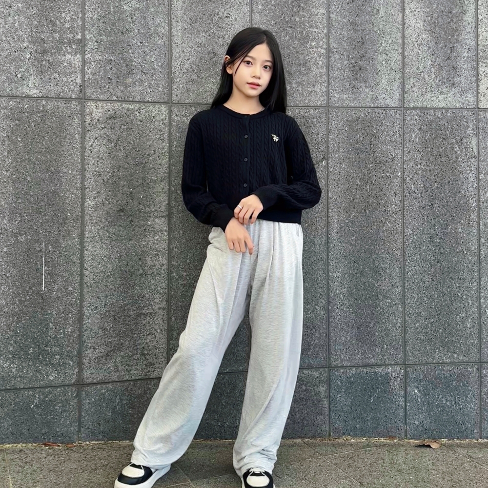 [온라인단독] 더데이걸 얇은 와이드 트레이닝 팬츠 TGTM25FYE - 상세 이미지 2