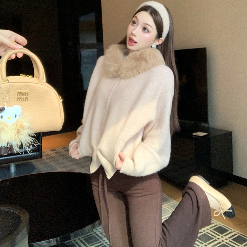 겨울 루즈핏 퍼카라 후드 니트집업 가디건 레이스 이너탑 브라운 슬림핏 팬츠 세트 - 상세 이미지 5