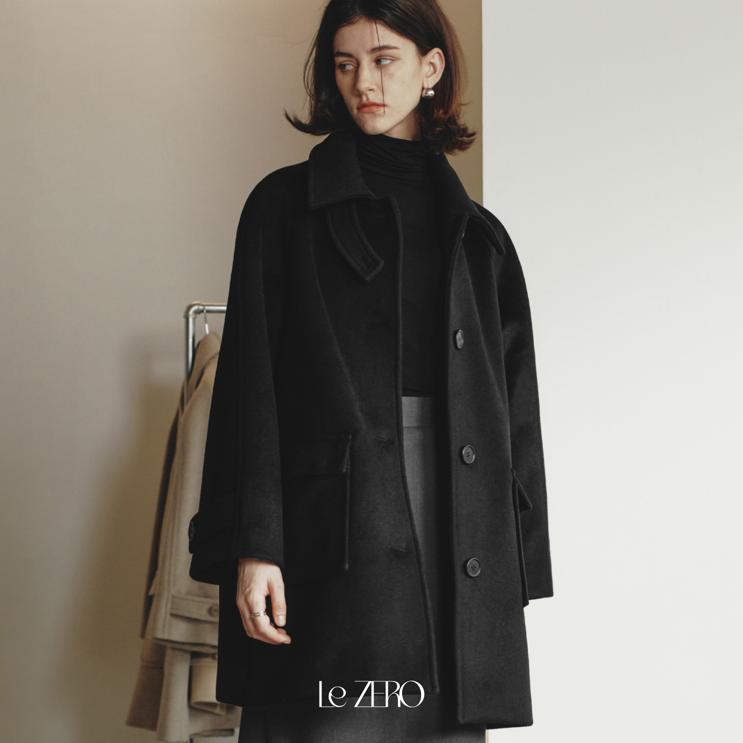 [제로스트릿]르제로 캐시미어 하이넥 코트 LeZERO CASHMERE HIGH NECK COAT / BLACK - 상세 이미지 3