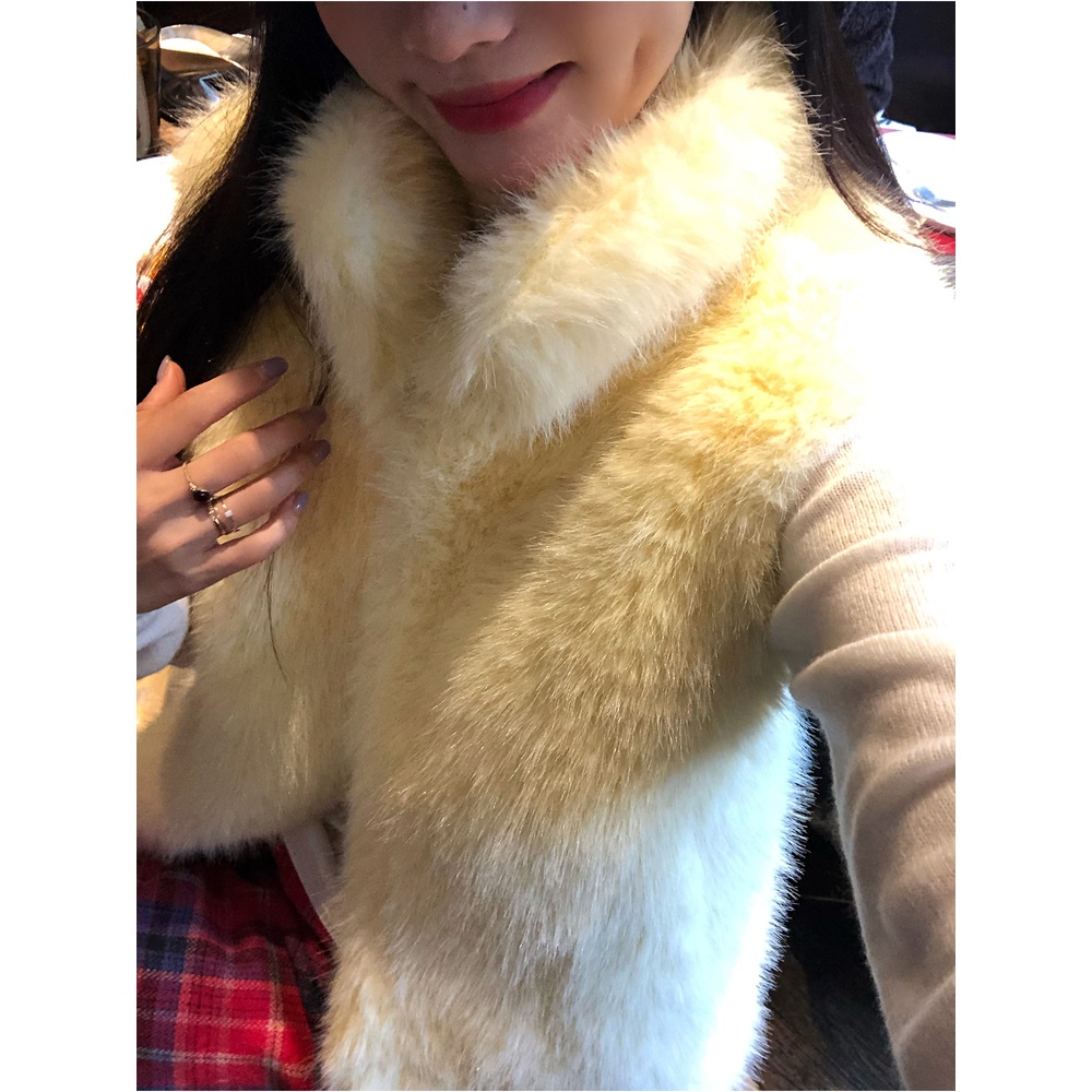 친환경모피 페이크퍼 조끼자켓 안감스웨이드 고급 레이어드 포인트 키작녀 겨울패션 베이지옐로우 - 상세 이미지 3