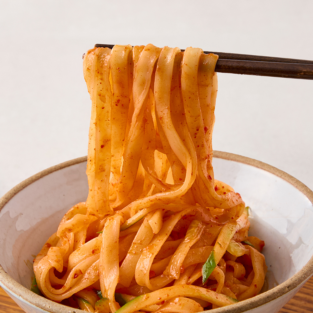 생면 새콤달콤 비빔 칼국수 250g, 3개 - 상품 이미지