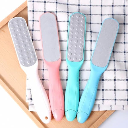 [자사 협력업체]발 각질제거기 풋스크럽 발꿈치 관리 각질 제거 풋 케어 마사지 거제 풋팩 기 스크럽 발각