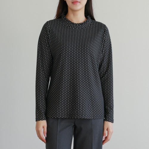 엄마옷 조이마담 T51822 도트플라워 셔링넥 티셔츠 중년여성의류 - 메인 이미지