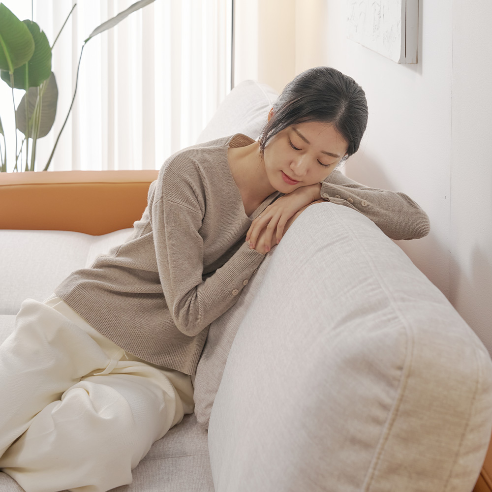 모덴 리클라이너 무빙 가죽 모션쇼파 슬라이딩 패브릭 쇼파 카멜, 4인용 - 상세 이미지 5