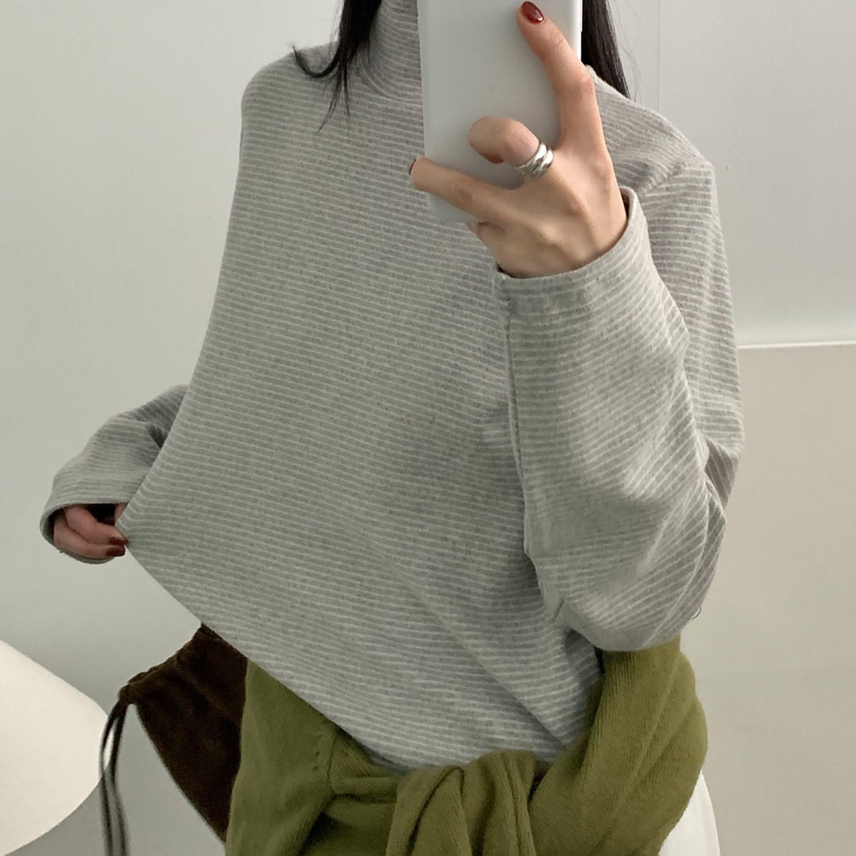 네모 스트라이프 폴라티 줄지 도톰 기모 단가라 스판 목폴라 웨어링무드 (3c) - 상품 이미지