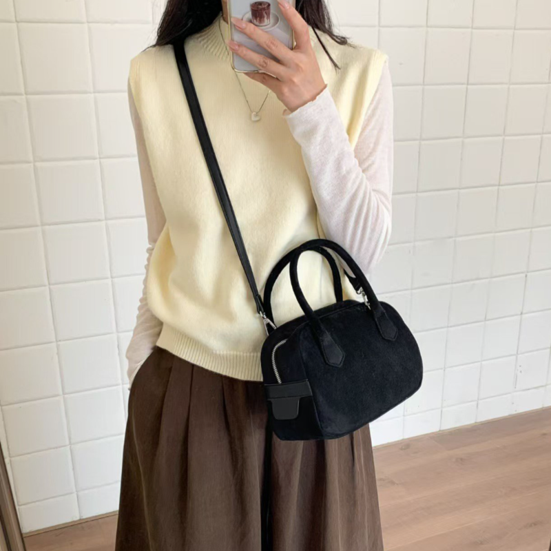 모네 스웨이드 보스턴백 이미지 7