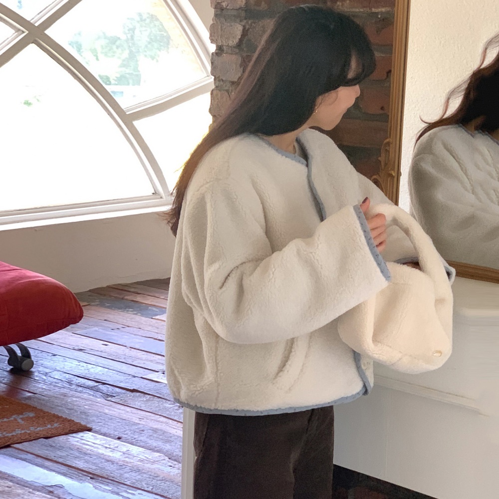 양면 숏패딩 플라워 퀼팅 리버시블 캐주얼 데일리 점퍼 - 상세 이미지 5