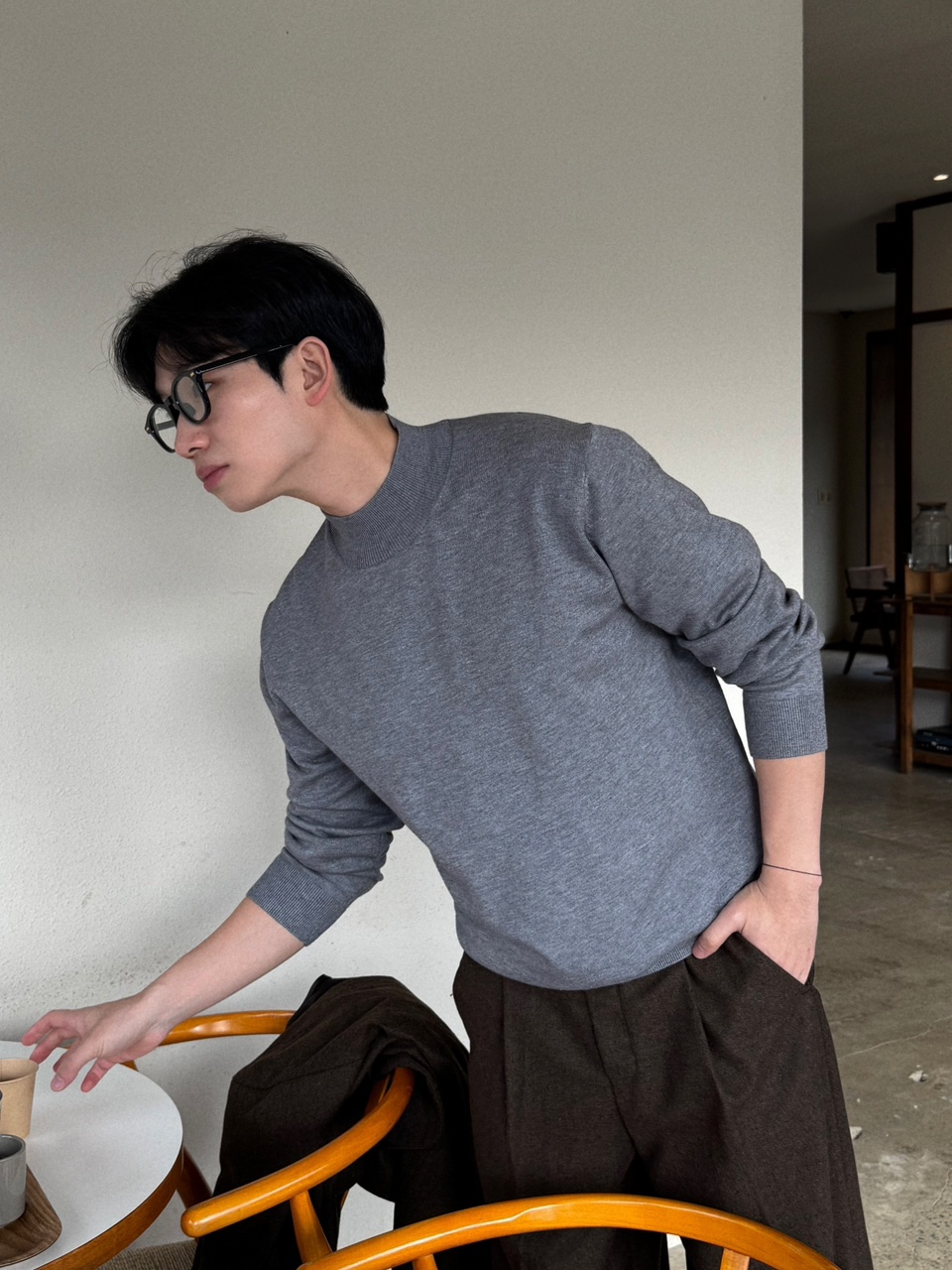 (남녀공용) 소프트 루즈핏 터틀넥 니트 / 겨울 베이직 데일리 목폴라 스웨터 이미지 6