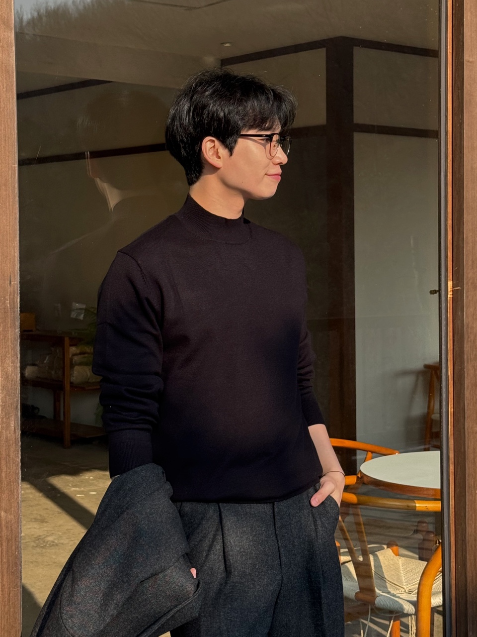 (남녀공용) 소프트 루즈핏 터틀넥 니트 / 겨울 베이직 데일리 목폴라 스웨터 - 상세 이미지 3