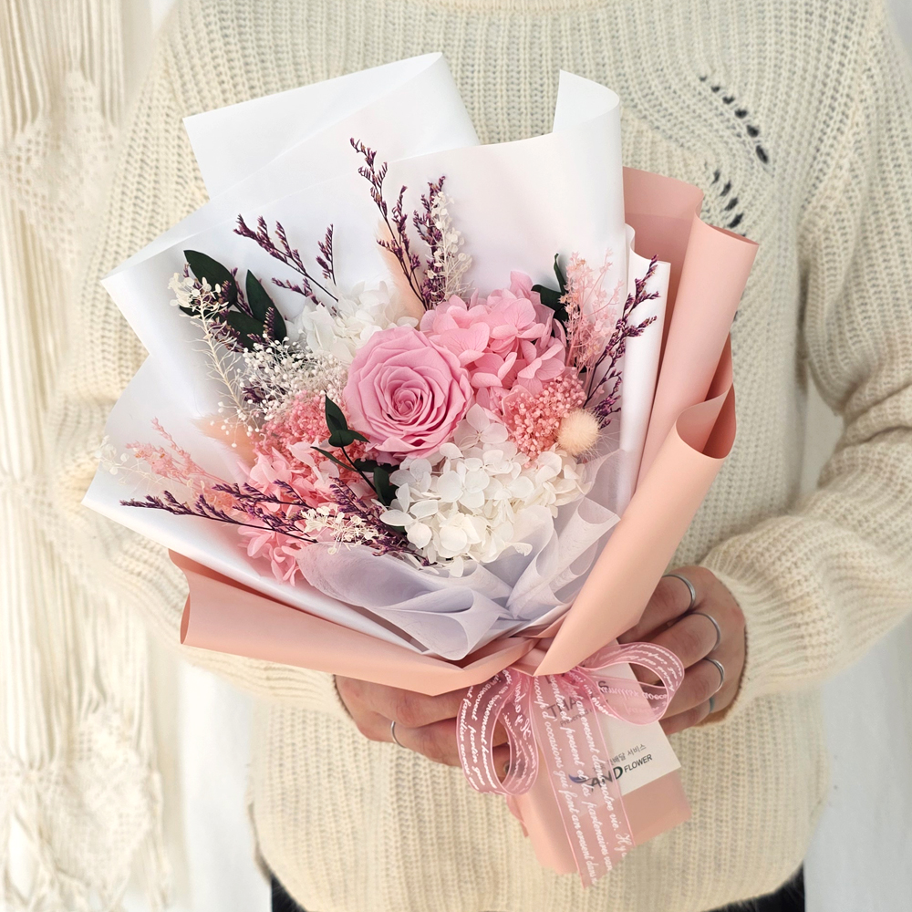 시들지않는 생화 프리저브드플라워 + 쇼핑백 졸업식 입학식 생일 축하 학예회 꽃다발 꽃배달