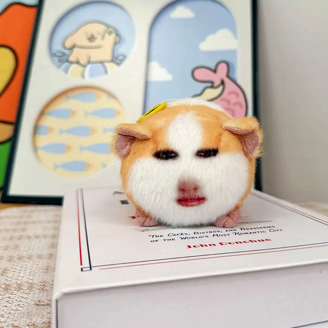 눈 화장한 돼지 이모티콘 인형 키링 반전 매력 쓸데없는 웃긴 선물 마니또 친구 생일 이미지 6