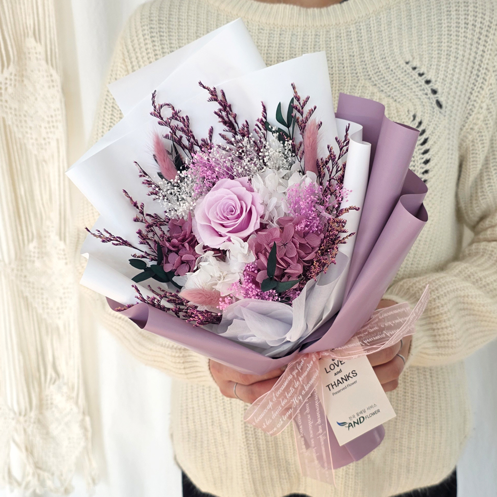 시들지않는 생화 프리저브드플라워 + 쇼핑백 졸업식 입학식 생일 축하 학예회 꽃다발 꽃배달