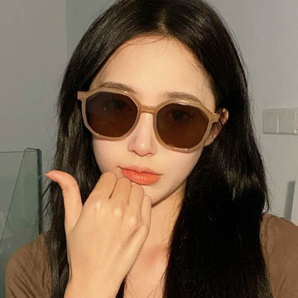 패션 썬글라스 여자 여름 안경 두가지 색상 뿔테 - 상품 이미지