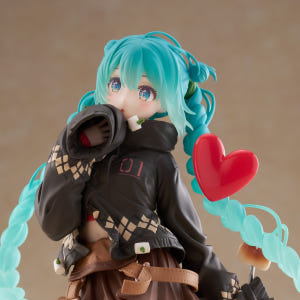 [예약] 타이토 하츠네 미쿠 패션 피규어 아웃도어 버전 l 보컬로이드 실사용 후기 | 효과 있을까? - 상품 이미지 3
