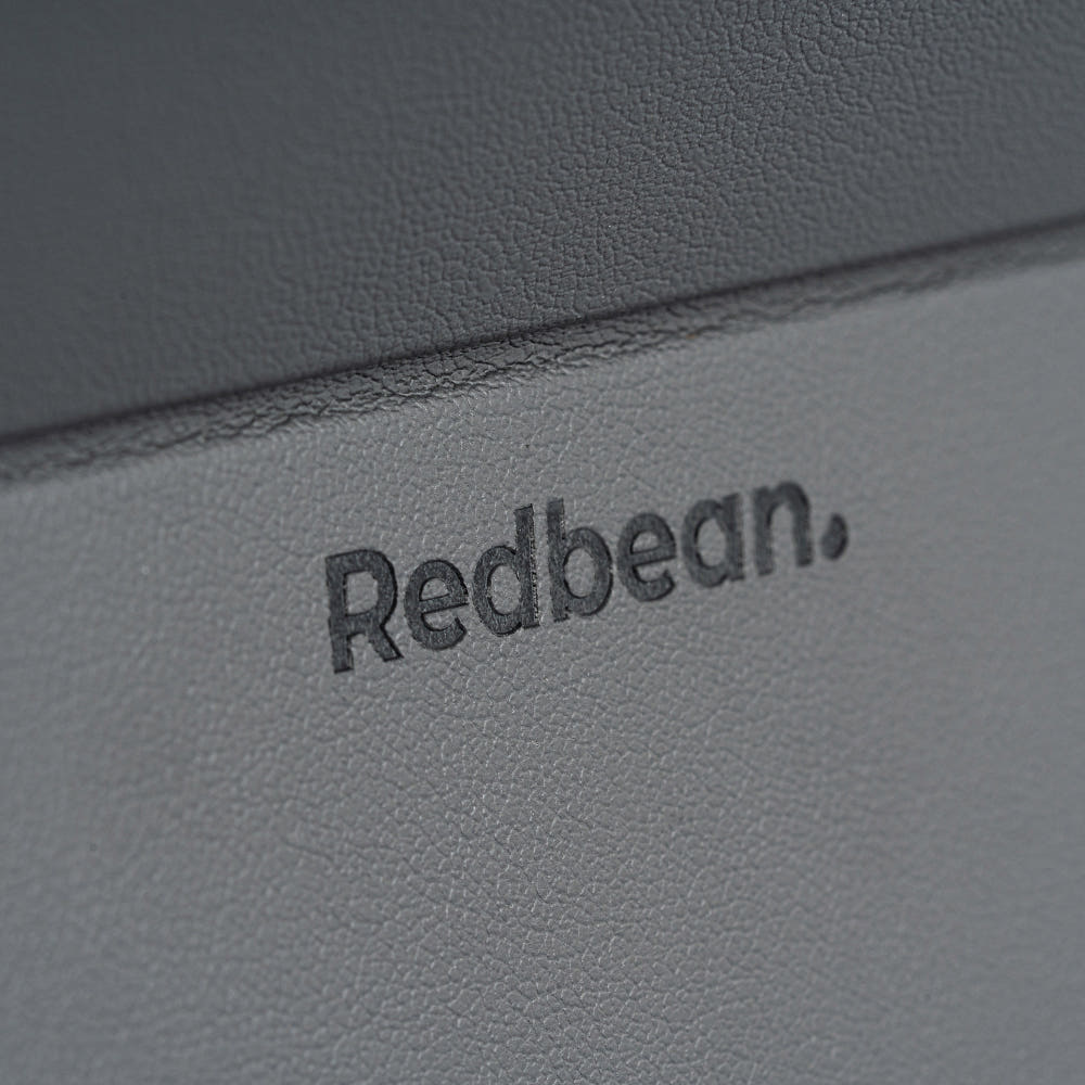 키보드 타건 및 펜슬 거치 모습