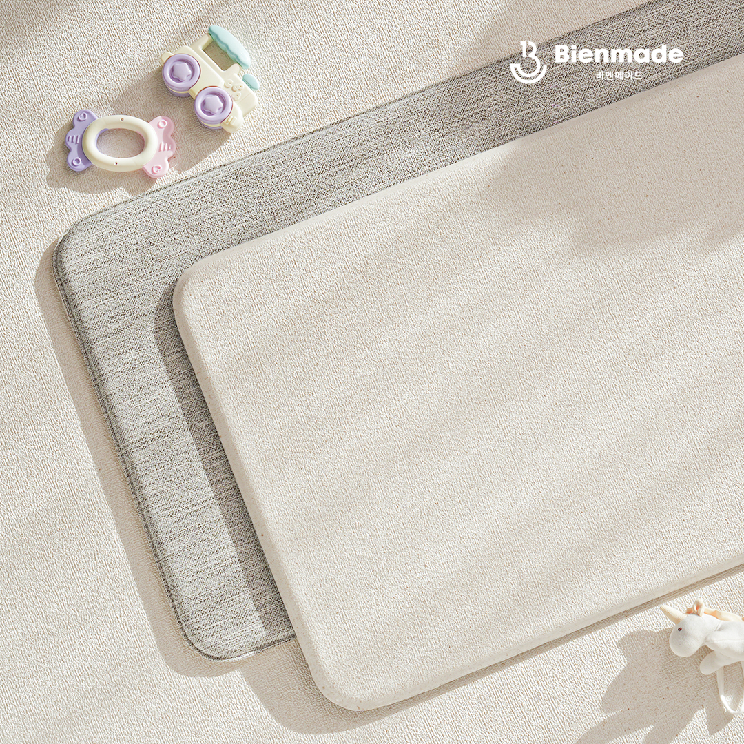 비엔메이드 디어매트 기저귀갈이대 교환대 전용 PVC 쿠션 엠보 방수 매트 출산선물 75 x 44 x1.4