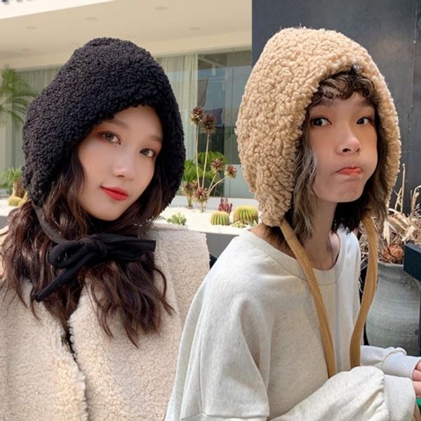 모자 데일리 소재 올뽀글이 패션 끈 양털 귀여운 여성 - 메인 이미지