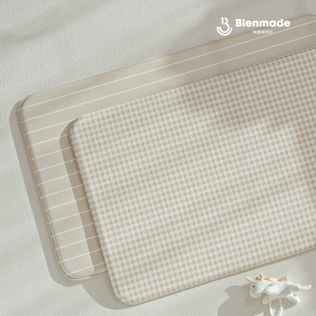 비엔메이드 디어매트 기저귀갈이대 교환대 전용 PVC 쿠션 엠보 방수 매트 출산선물 75 x 44 x1.4