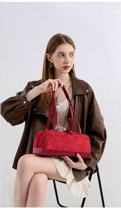 스웨이드 토트백 바게트 디자인 숄더백 3color - 상세 이미지 2