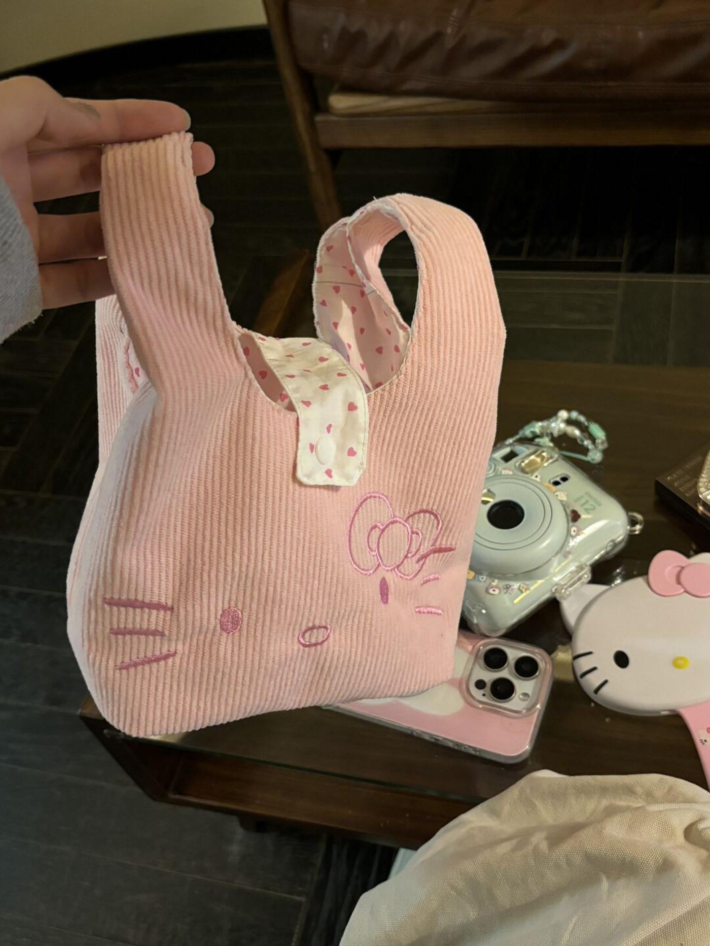 헬로키티 코듀로이 토트백 손목 가방 캔버스 미니 핸드백 파우치 수납백 보조 핑크 코듀로이 토트백 - 상세 이미지 2