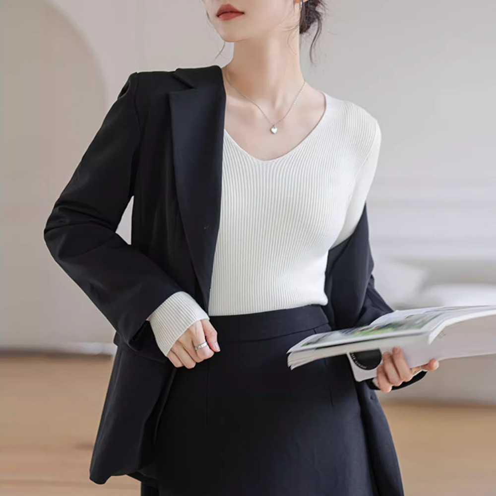 G126962_슬림핏 V넥 골지 니트티셔츠 여리핏니트 - 상품 이미지