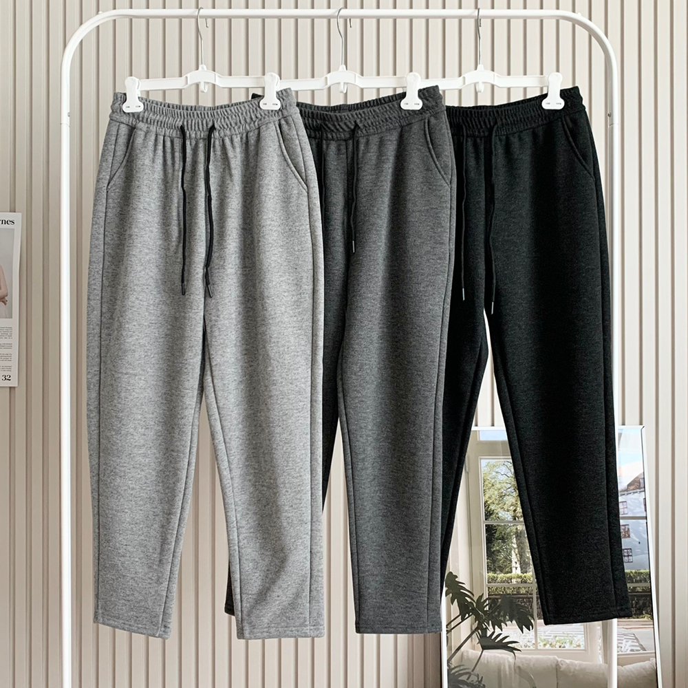 SP-241038 일자바지 체린 여성 방한 융기모 - 상품 이미지