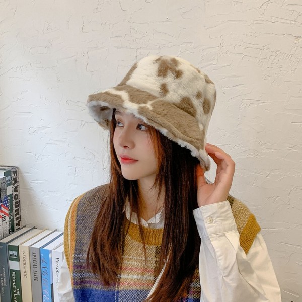 힙 데일리 패턴 페이크퍼 카우퍼벙거지 페도라 유니크 플로피햇 방울모자 양털모자 뽀글이모자 - 상품 이미지