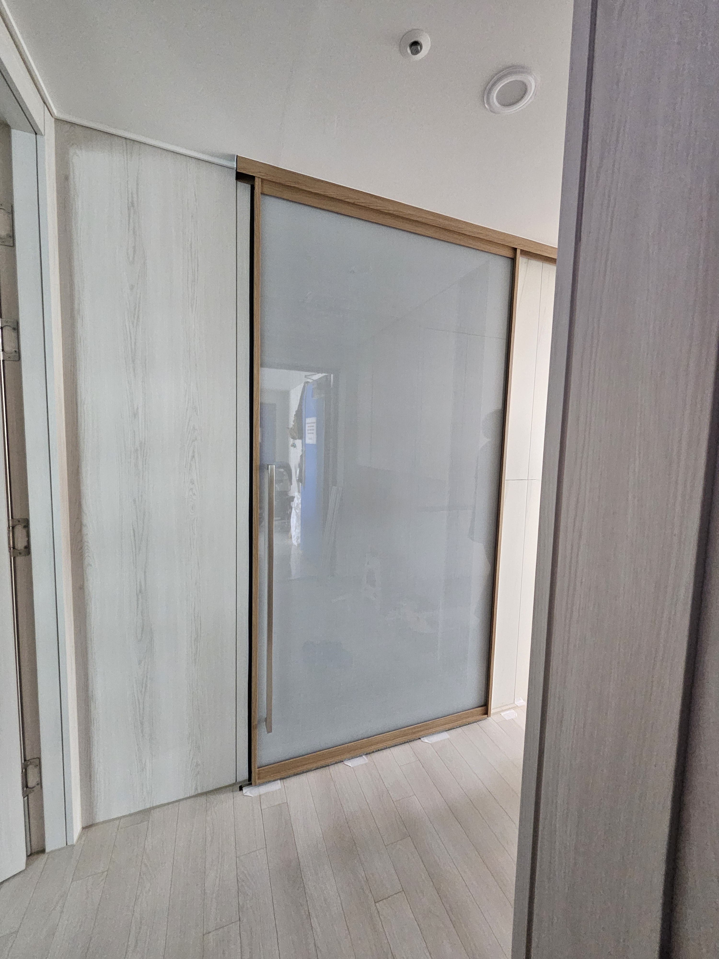 원슬라이딩 중문 도어 (우드제품)