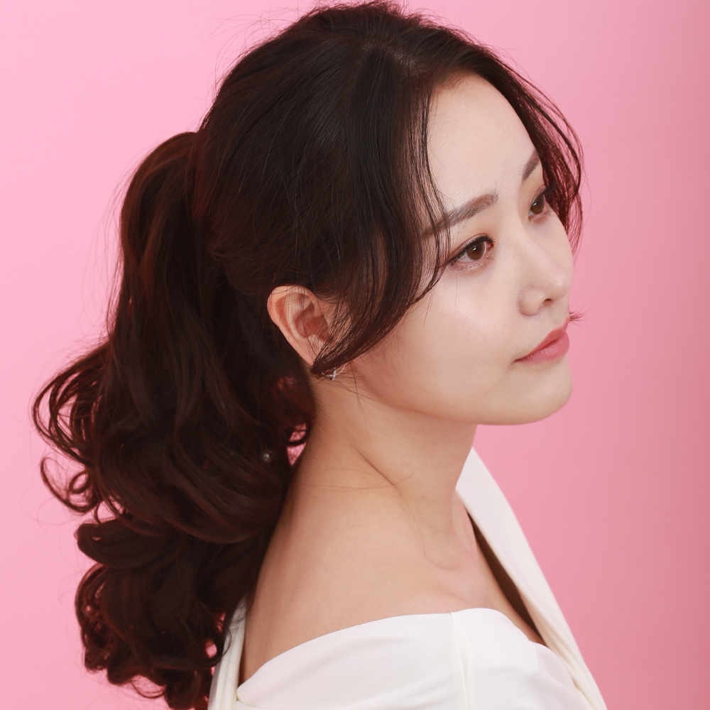 포니테일 미디엄 웨이브 집게핀 가발 - 메인 이미지