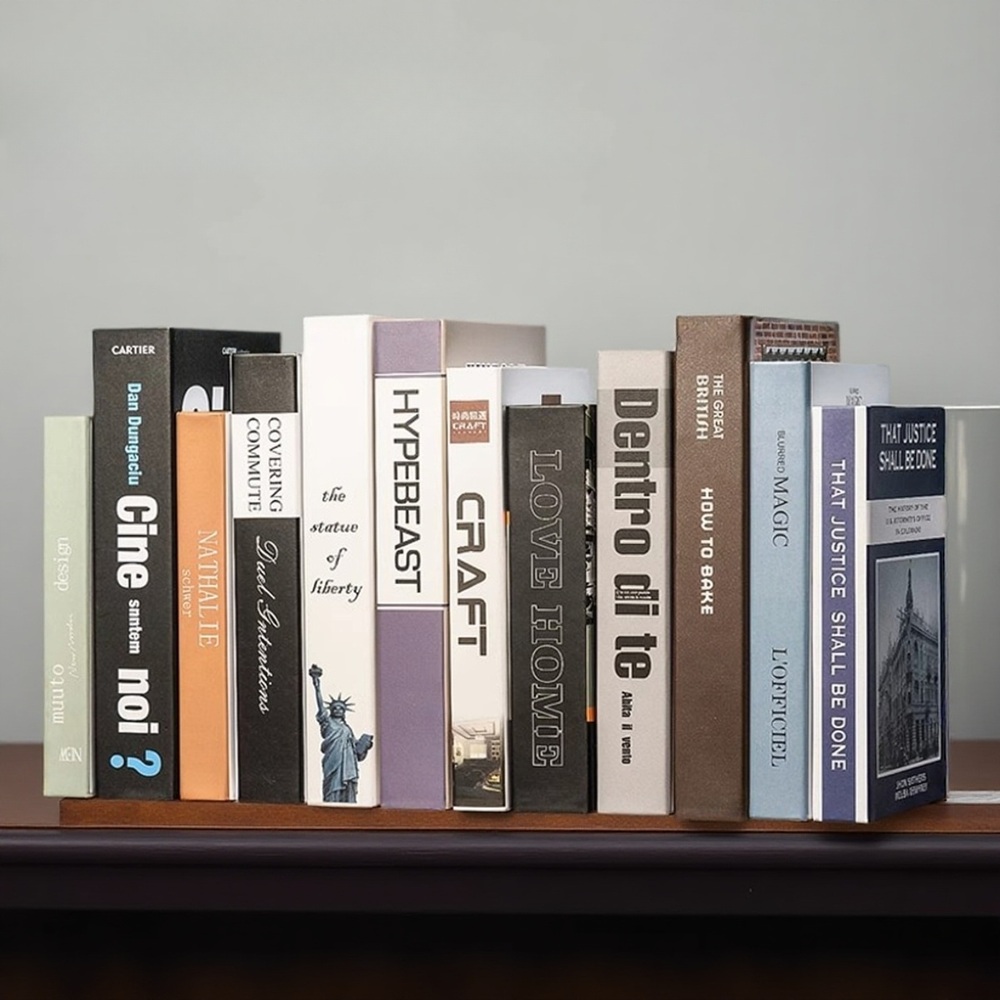 가짜책세트 모형책 장식 고급 페이퍼보드 재질 모던 영문 혼색 디자인 영어 100권(랜덤) - 상품 이미지