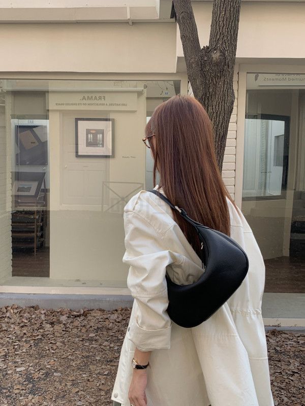 여성 숄더백 소가죽 초승달 모양 세련된 만두 가방 데일리 크로스백 고급스러운 스타일 여성가방 - 상세 이미지 3