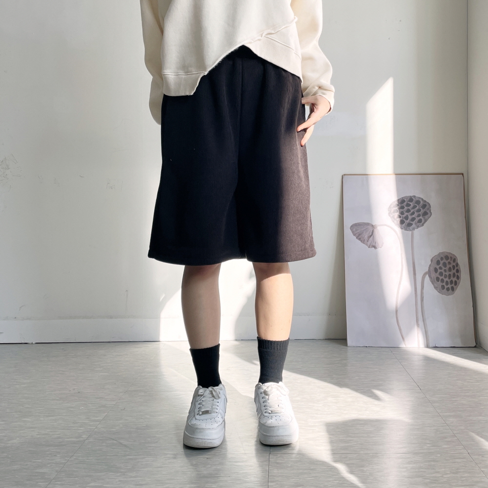 버뮤다팬츠 겨울반바지 기모 코듀로이 밴딩 세미 와이드 팬츠 - 상품 이미지