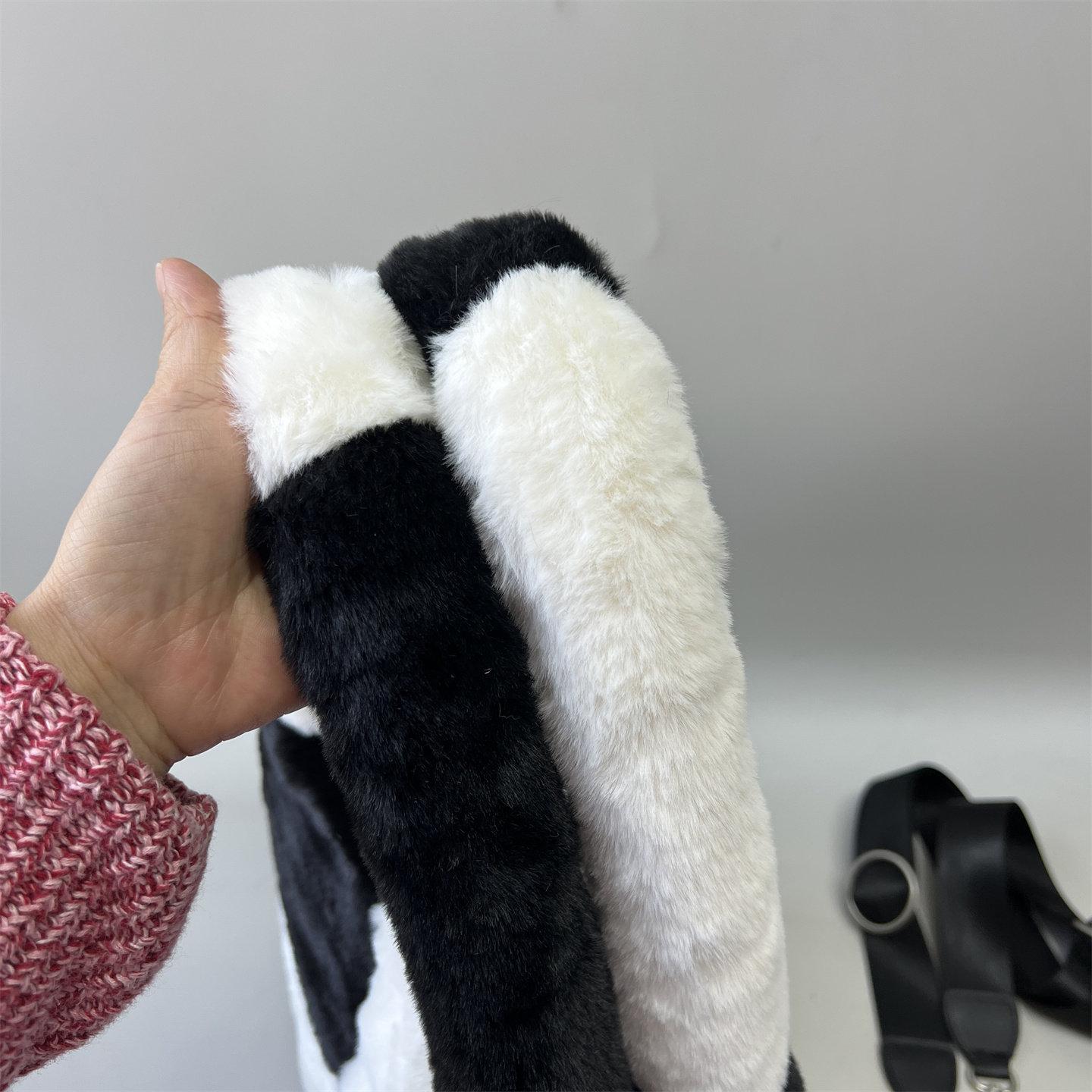 블랙 화이트 체크 퍼 토트백 부드러운 핸드백 데일리 블랙 앤 화이트 체크 - 상세 이미지 3