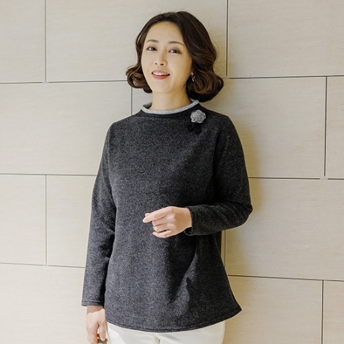 엄마옷 조이마담 T50789 밍크 코사지 기모 티셔츠 중년여성의류 - 상품 이미지