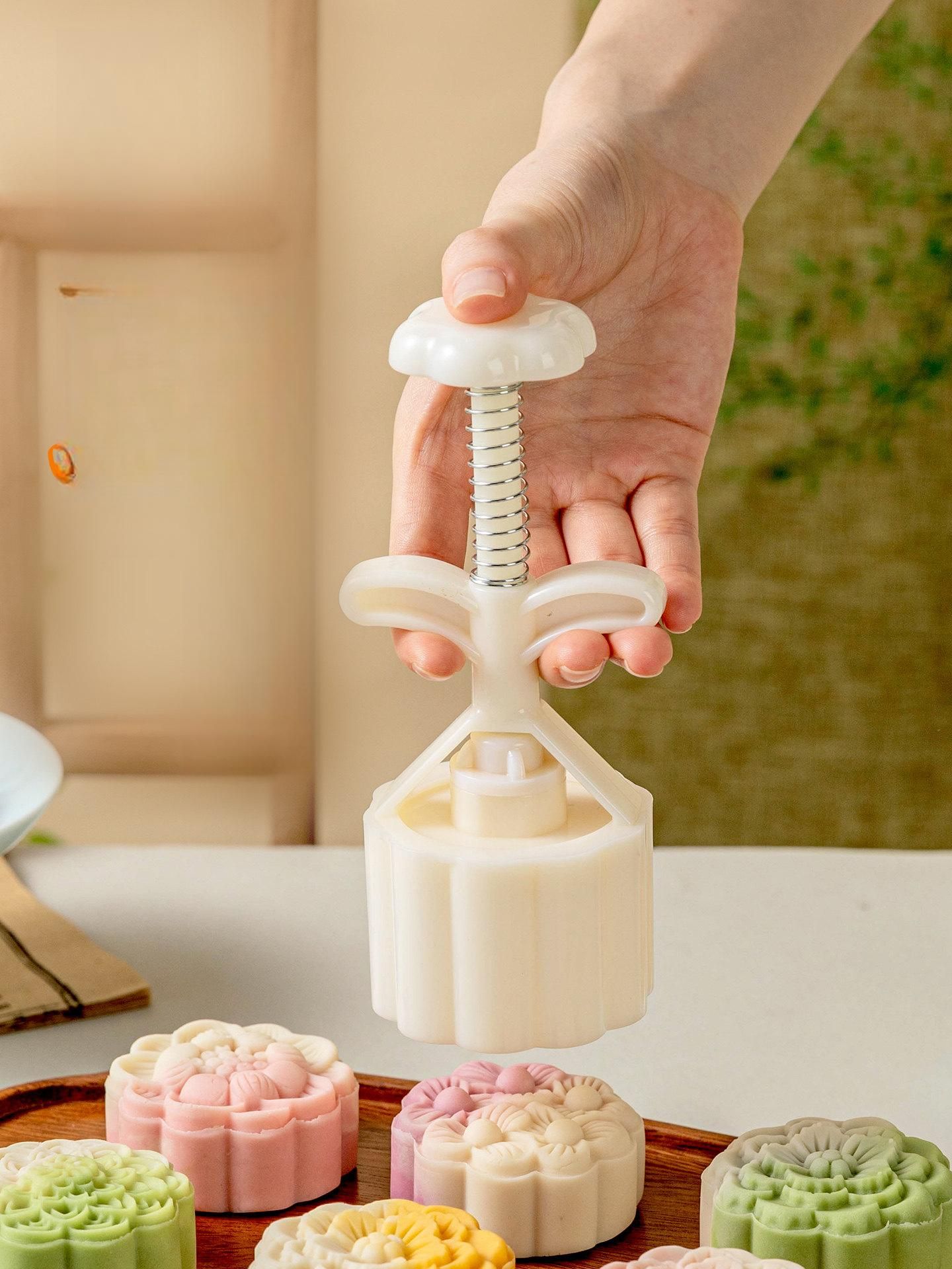 전통 월병 쿠키 떡 모양 프레스 틀 베이킹 제과 도구 주방 홈베이킹 75g 시나모롤 1개 4개 - 상세 이미지 3