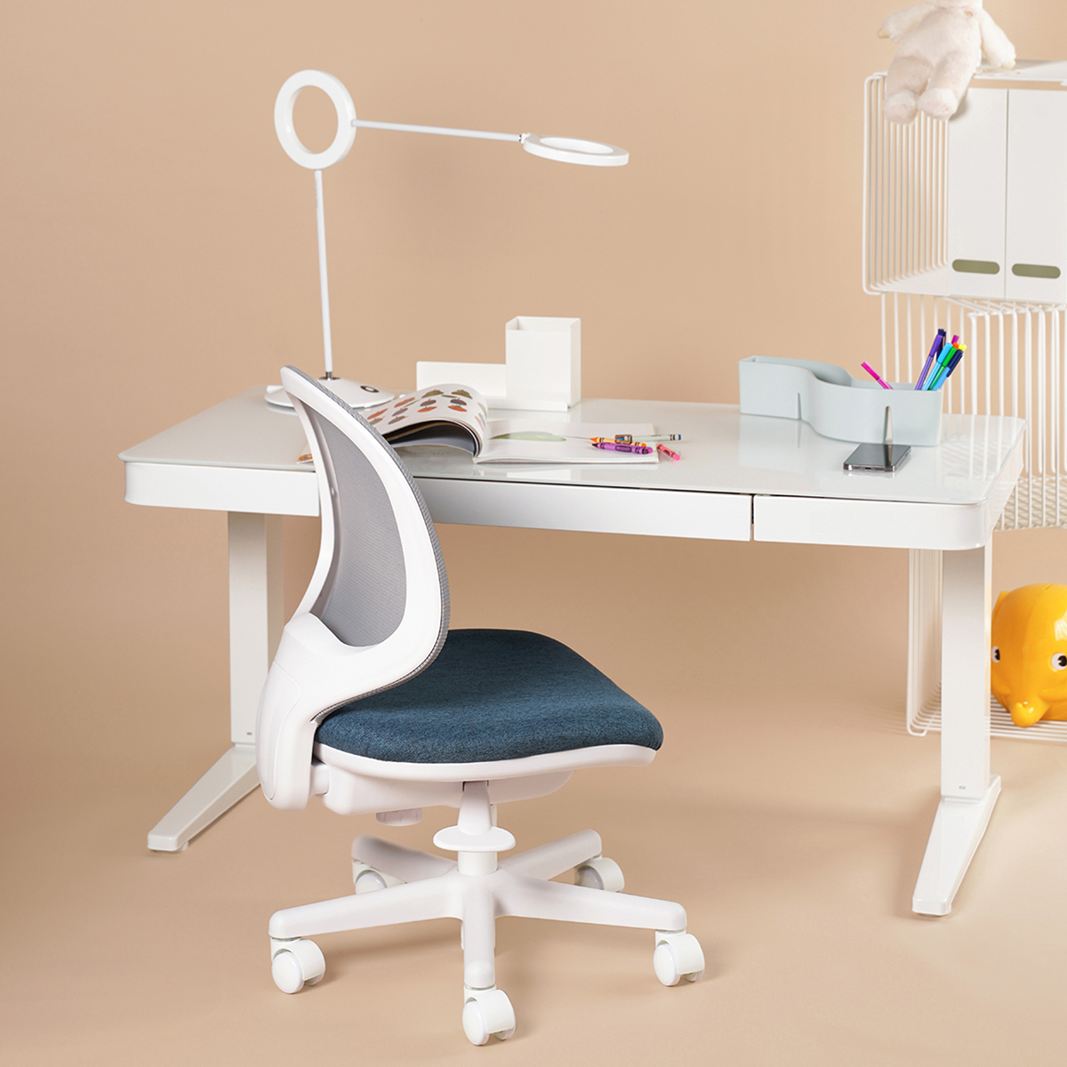 초등학생 책상 어린이 전동 높낮이조절 디플라노 모션데스크