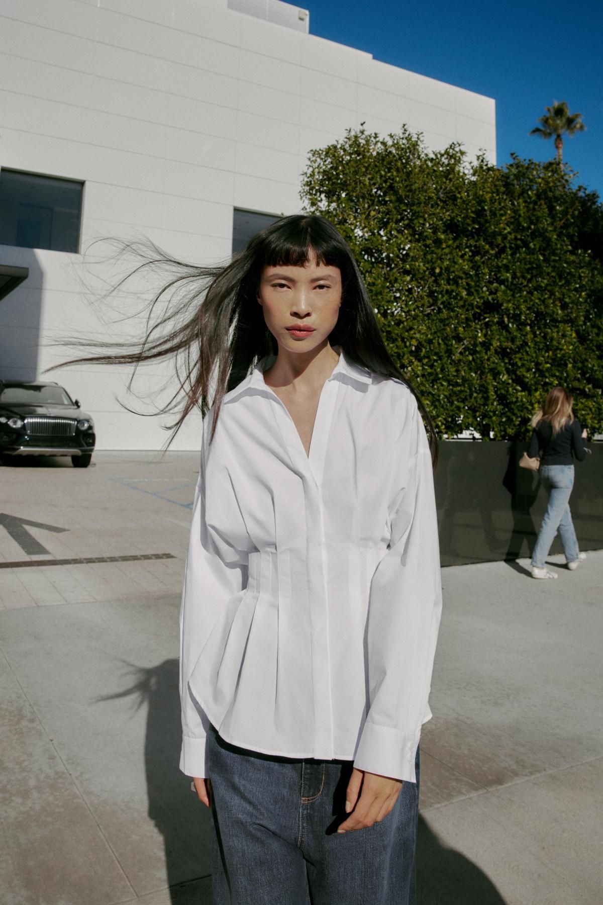 자라 포플린 플리츠 브이넥 셔츠 2110/340 WHITE - 상세 이미지 3