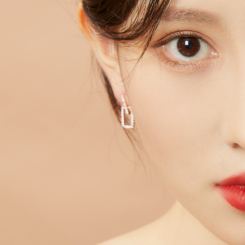 모노그래프 펜던트 여성 주얼리 캐주얼 패션 큐빅 원터치 데일리 귀걸이 마샤 이미지 6